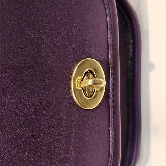 Vintage Coach Purple Everett  #9934 - Picture 7 of 17
